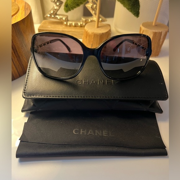 CHANEL sunglasses Black Gold Chain Arms Interlocking CC Logo Acetate Square - Picture 2 of 13